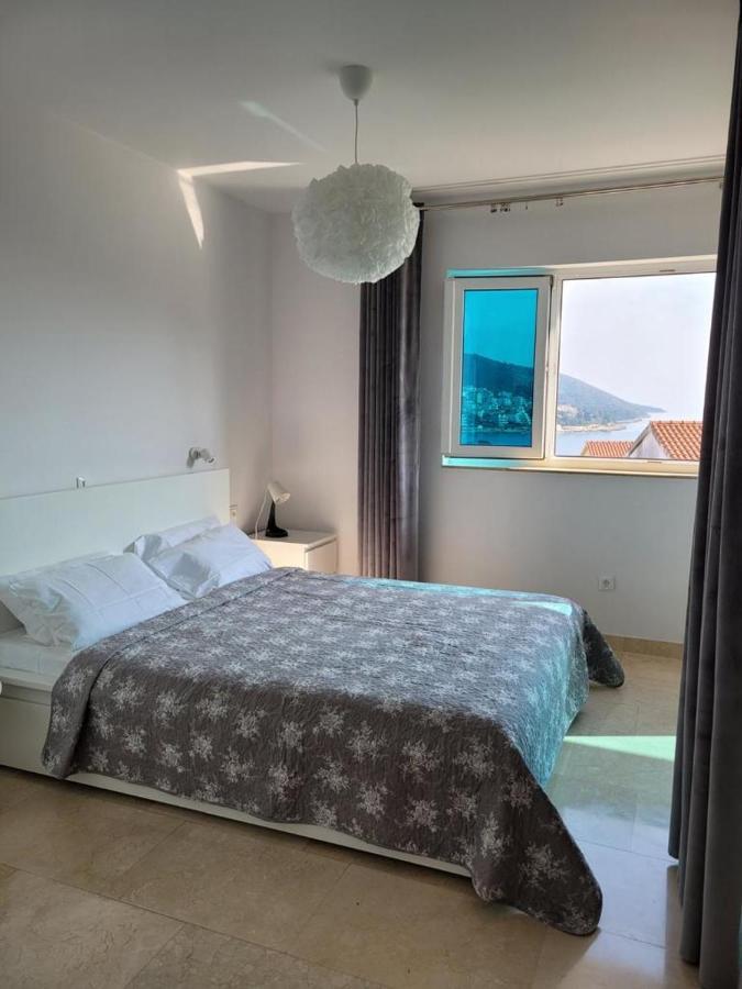 Gospino Apartment 1 Perfect For A Family Трогір Екстер'єр фото